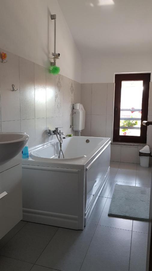 Autovilas Borşa Exterior foto